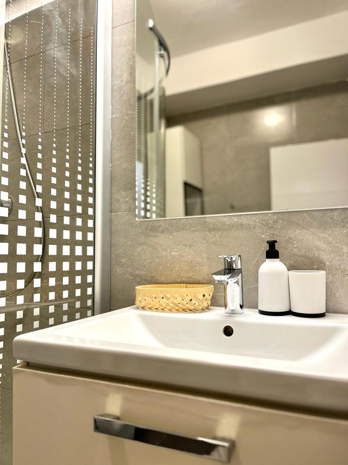 Apartment Adele - Old Town Bratislava Ngoại thất bức ảnh